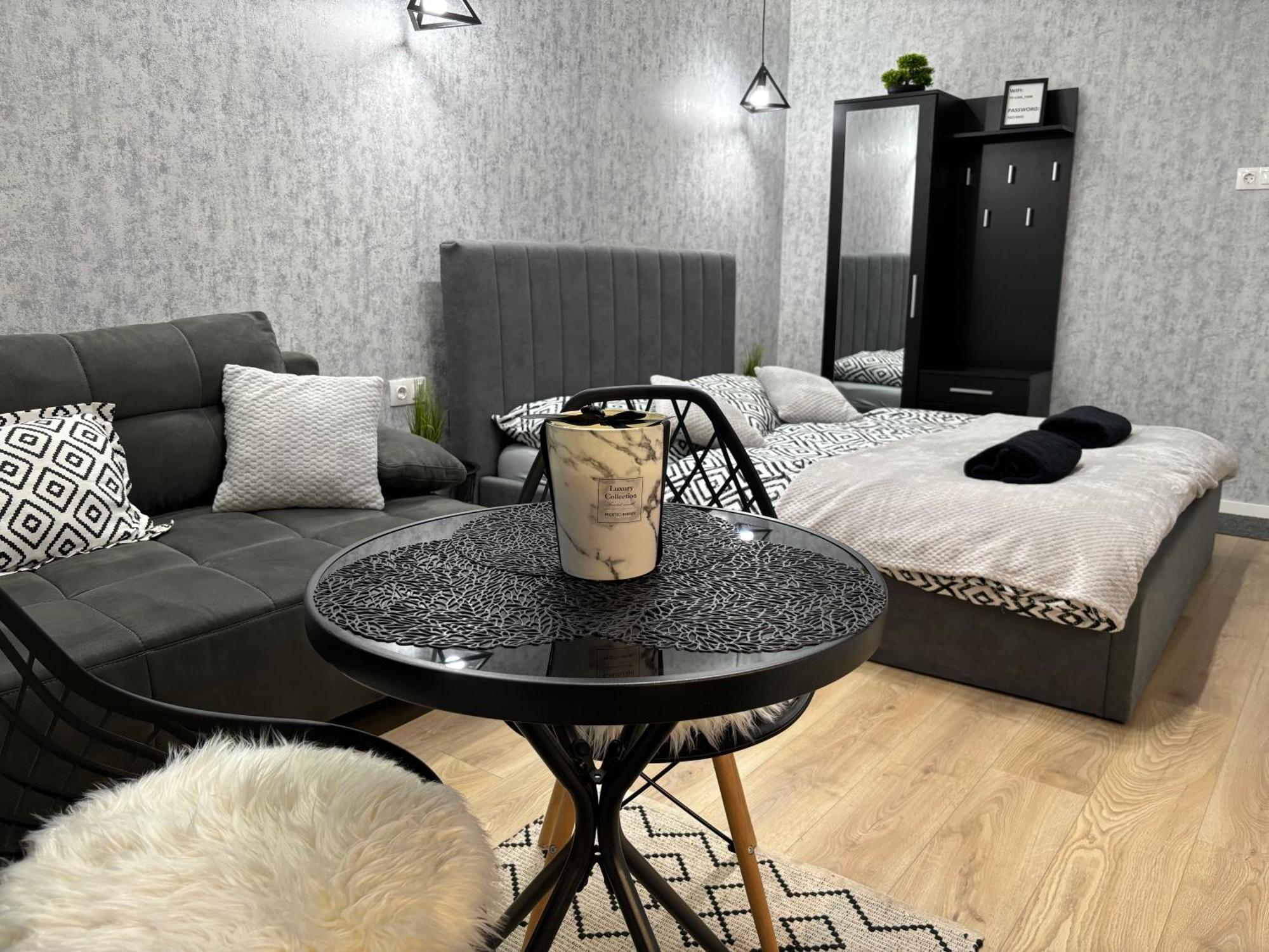 Belvarosi Lux Apartman Vasarosnameny Exterior photo